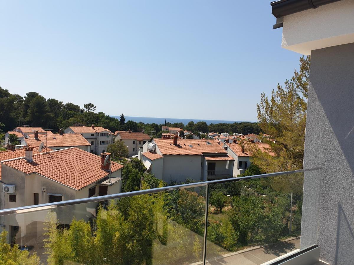 Holiday Apartments Novo Naselje Poreč Rum bild